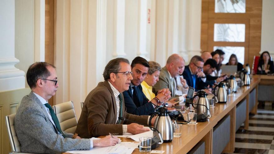 Vox ve cerca un acuerdo con el PP para sacar adelante los presupuestos de Cáceres: 