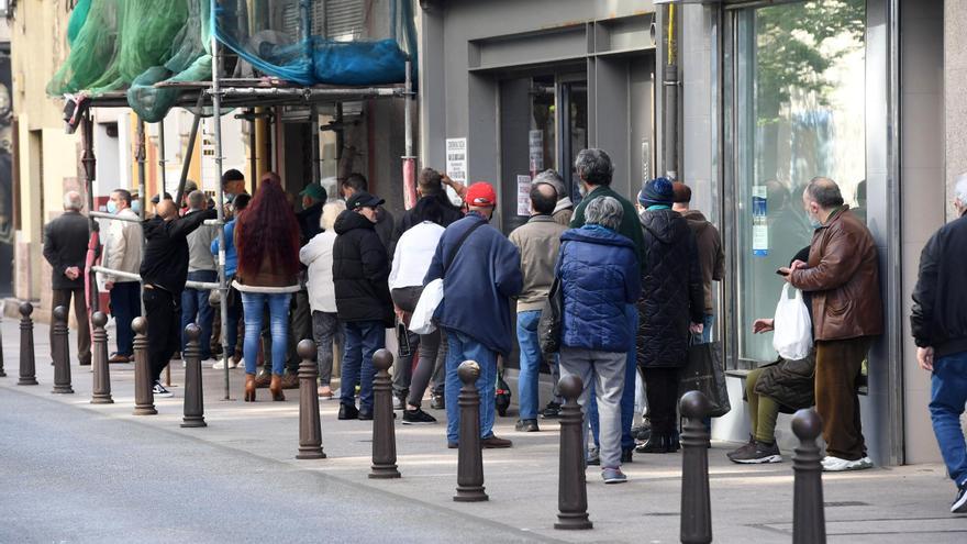 El gasto en renta social municipal de A Coruña cae a la mitad por su caducidad y el ingreso mínimo vital