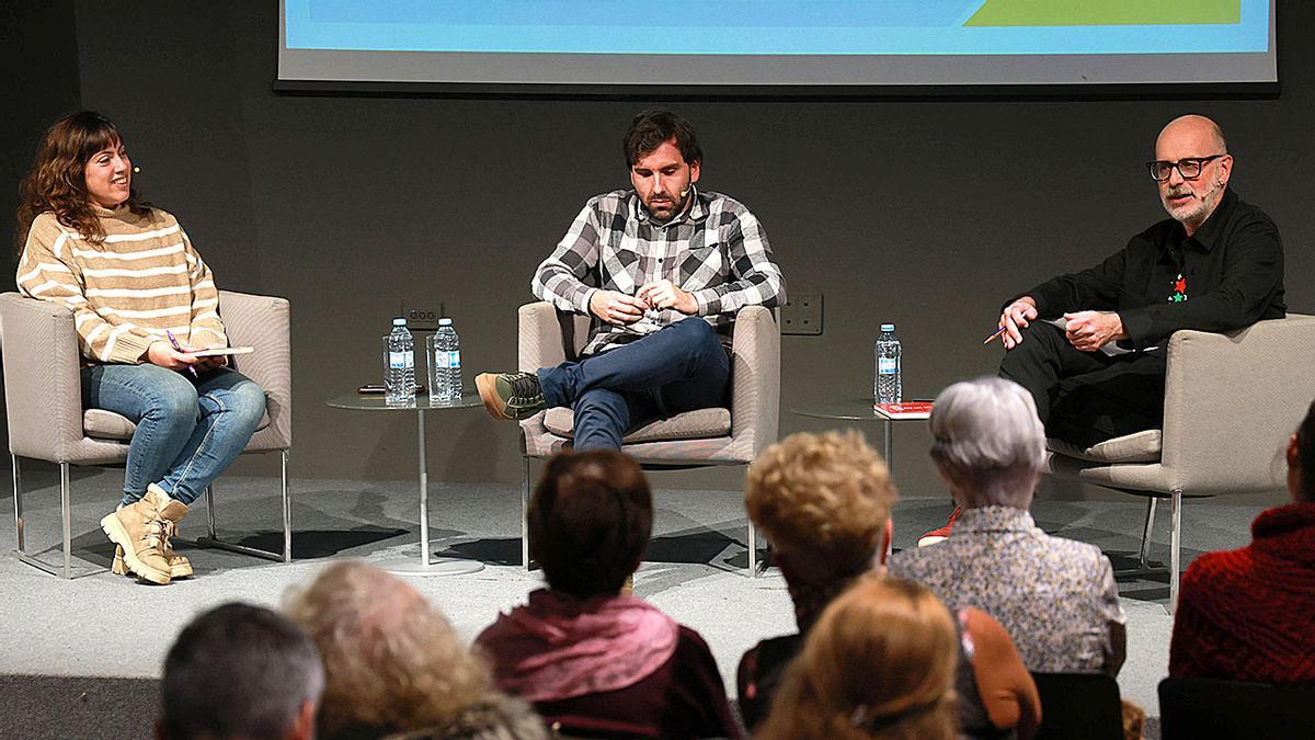Carolina Sertal, Javier Fraiz e Marcos Calveiro.