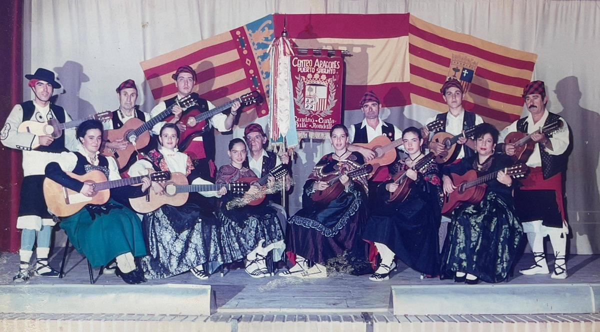 Integrantes del Centro Aragonés, hace tiempo.