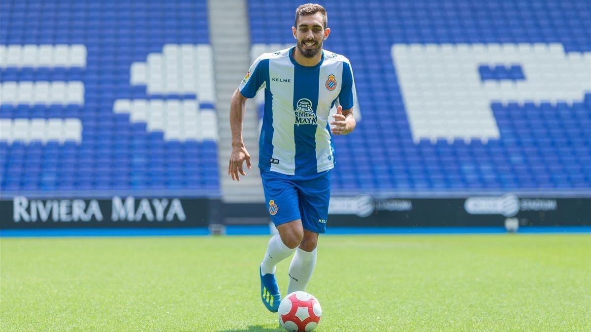 Borja Iglesias, en la presentación con el Espanyol.