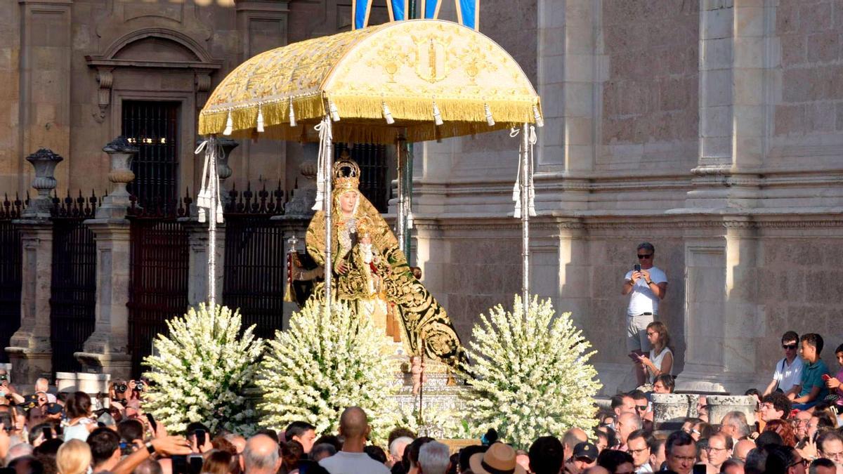 Procesión de la Virgen de los Reyes.