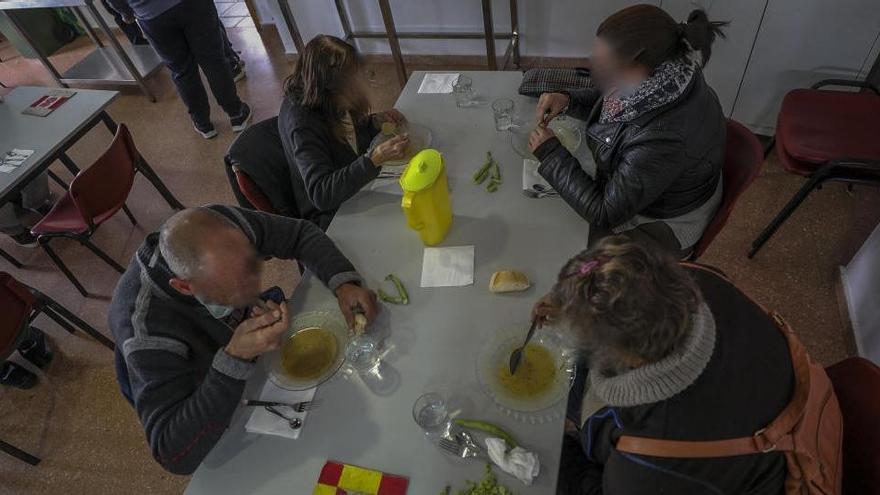 Cáritas multiplica por cuatro las ayudas a las familias durante la crisis del coronavirus