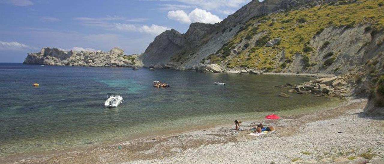 Una imagen de la playa de Cala Castell, en el municipio de Pollença.