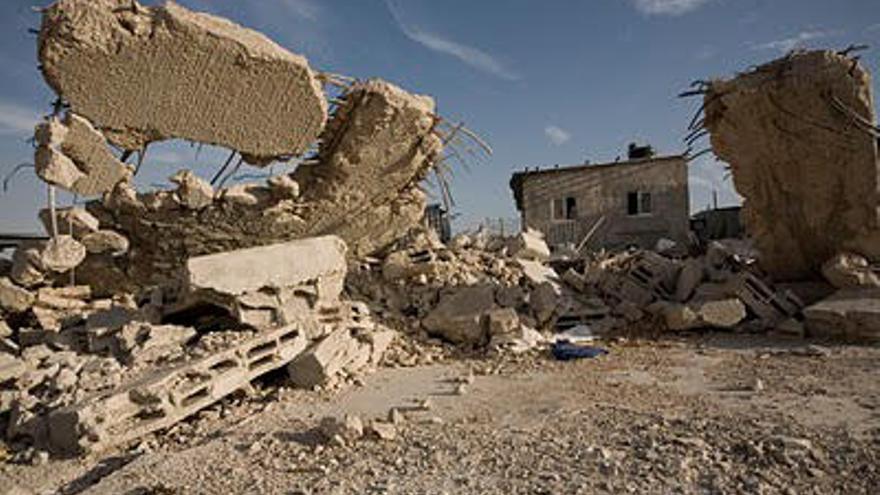 Una casa adorada por los bulldozers