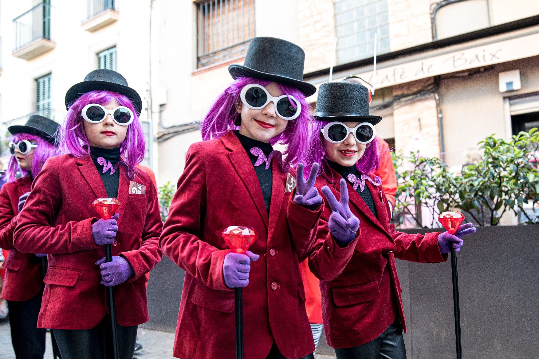 Busca't a les imatges de la rua de carnestoltes d'Avinyó