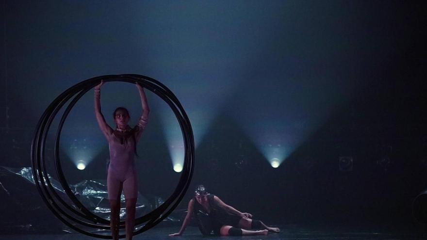 La malagueña Luz Arcas invoca una «danza alquímica» en el Teatro Cervantes