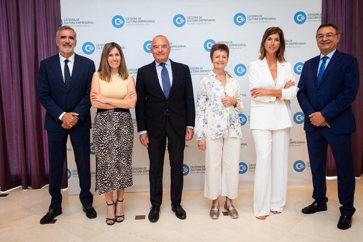 Representantes de las universidades.