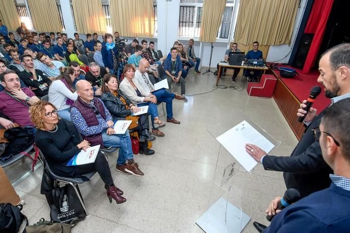 GRAN CANARIA  18-03-19   VECINDARIO. SANTA LUCIA DE TIRAJANA.   Encuentro Internacional en Santa Lucía. Acto de apertura del Encuentro Internacional, con alumnos de Francia, Portugal, Eslovenia, Turquía y de Santa Lucía en el IES Santa Lucia.  FOTOS: JUAN CASTRO  | 18/03/2019 | Fotógrafo: Juan Carlos Castro