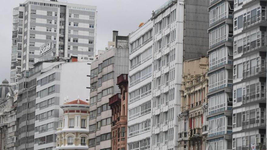 Edificios en Linares Rivas.