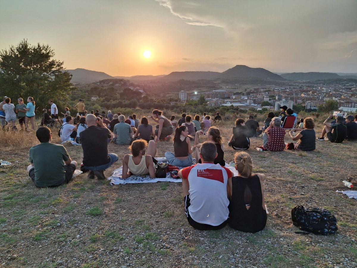 Així es va veure l'eclipsi des del centre de Manresa