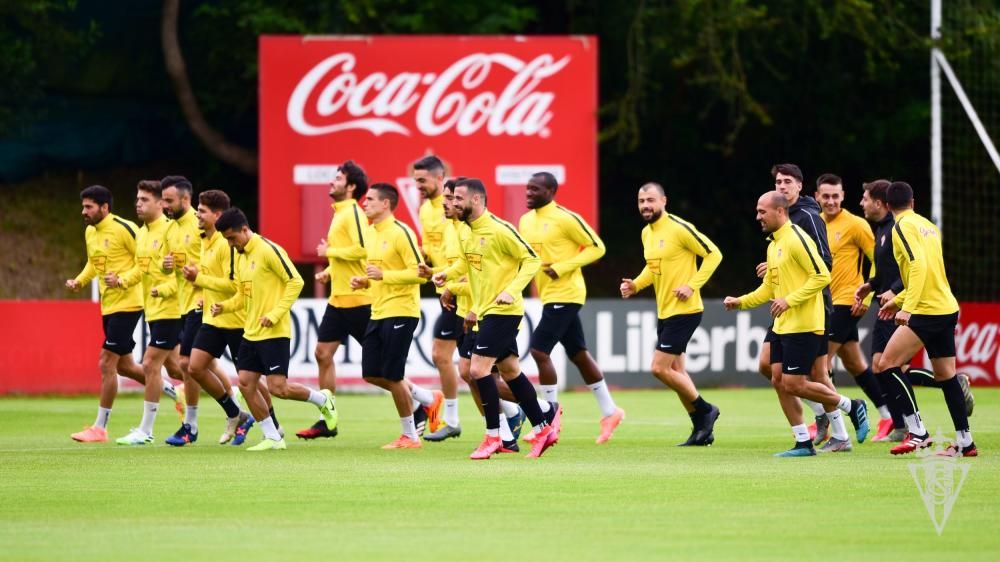 Entrenamiento del Sporting en Mareo.