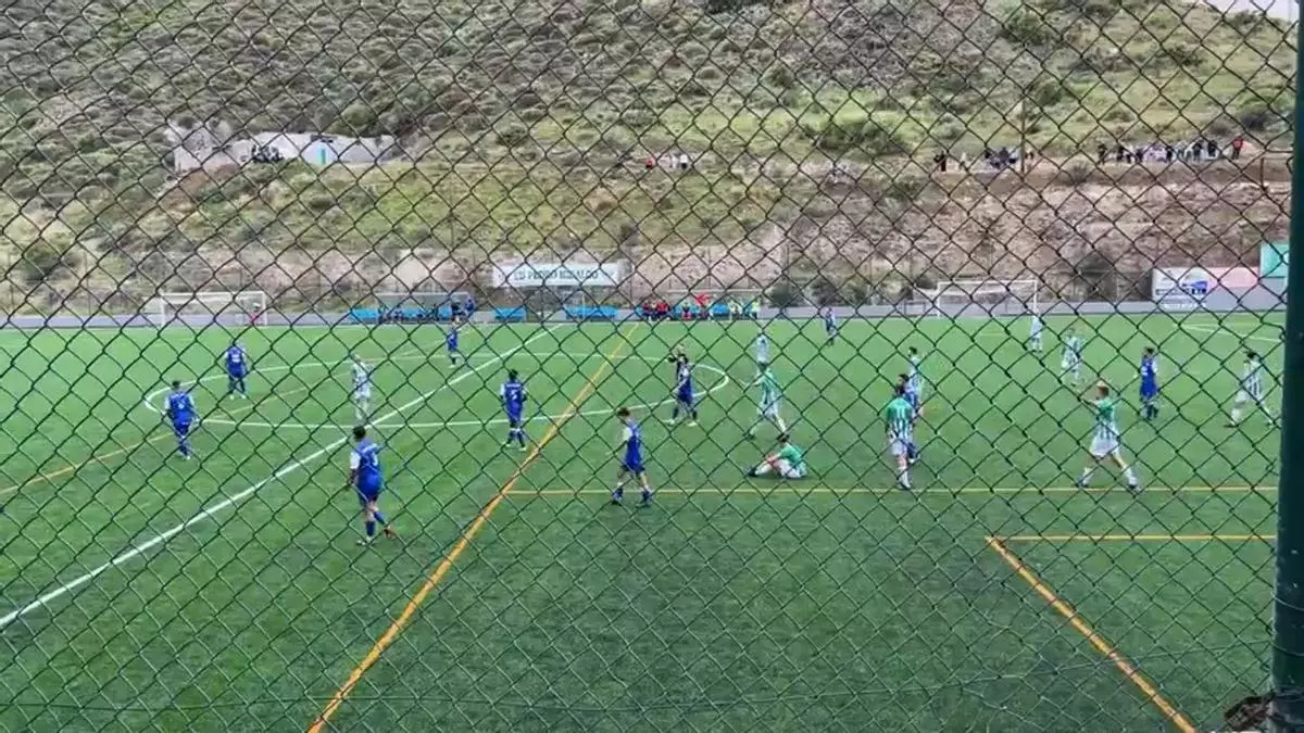Insultos racistas contra un jugador del Tarajalejo en el campo del Pedro Hidalgo en un choque de Preferente