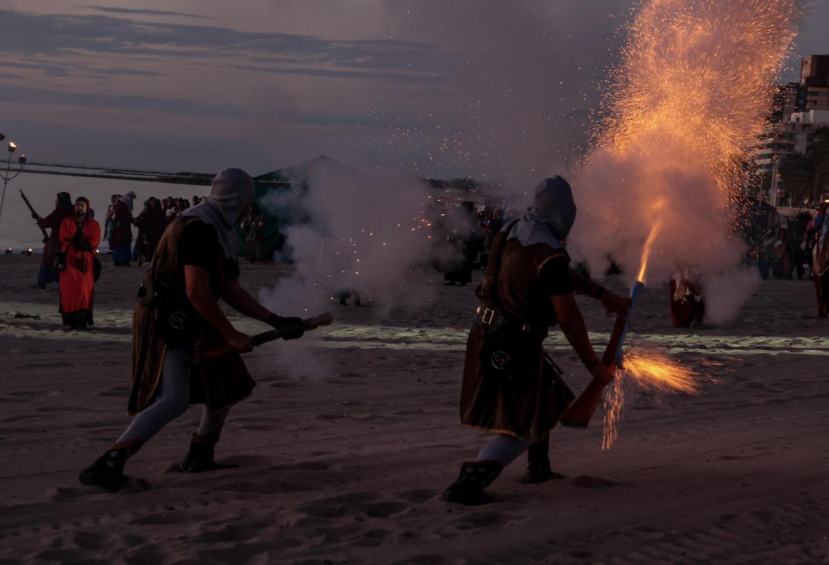 Desembarco Moro por las fiestas de Moros y Cristianos de el Campello