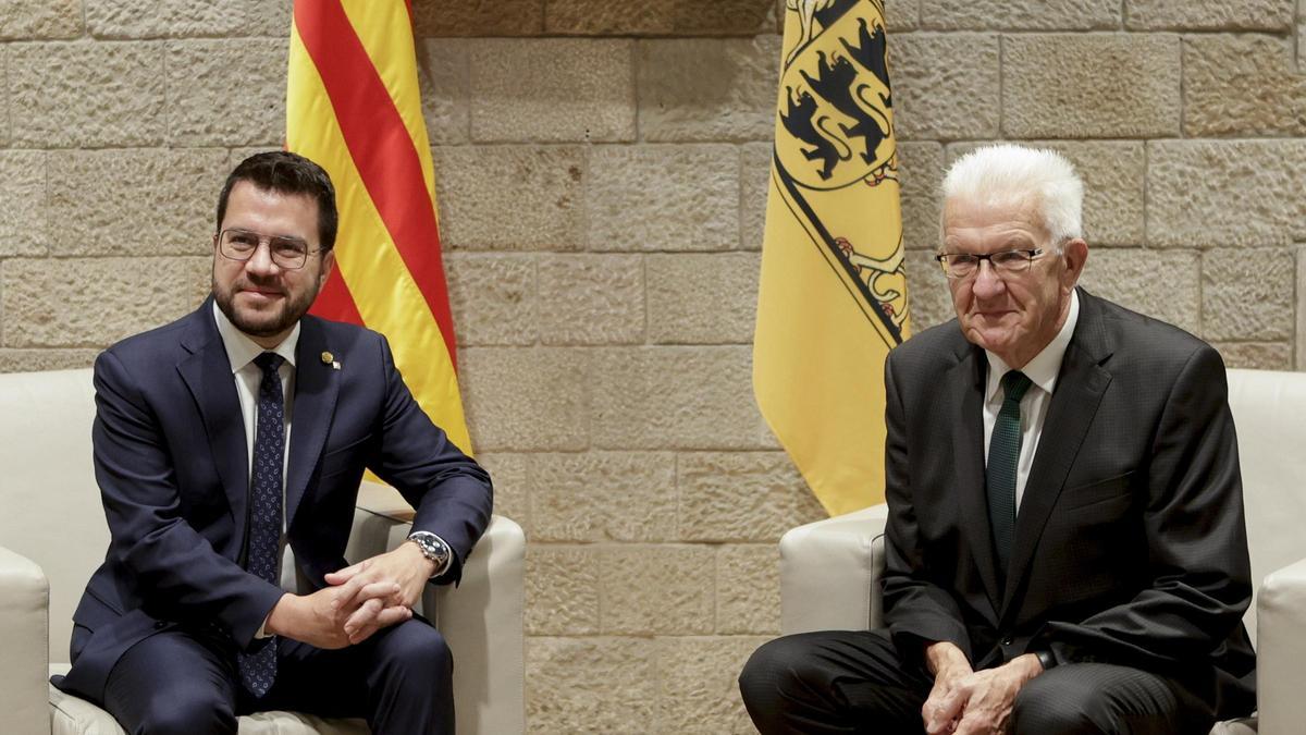 El presidente de la Generalitat de Cataluña, Pere Aragonès, y el ministro presidente de Baden-Württemberg (Alemania), Winfried Kretschmann.