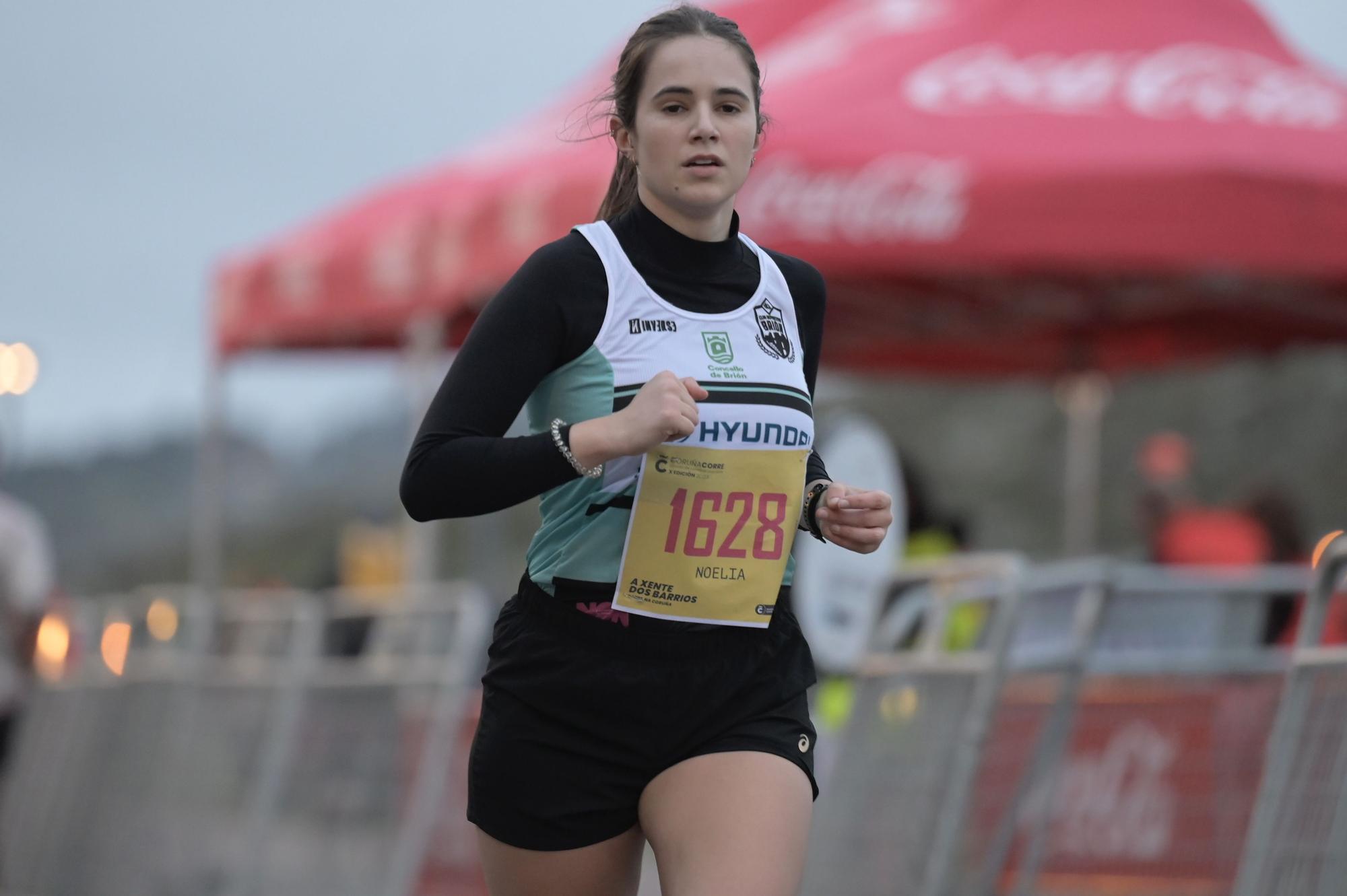 Más de 1.500 corredores en la carrera nocturna de la Torre de Hércules