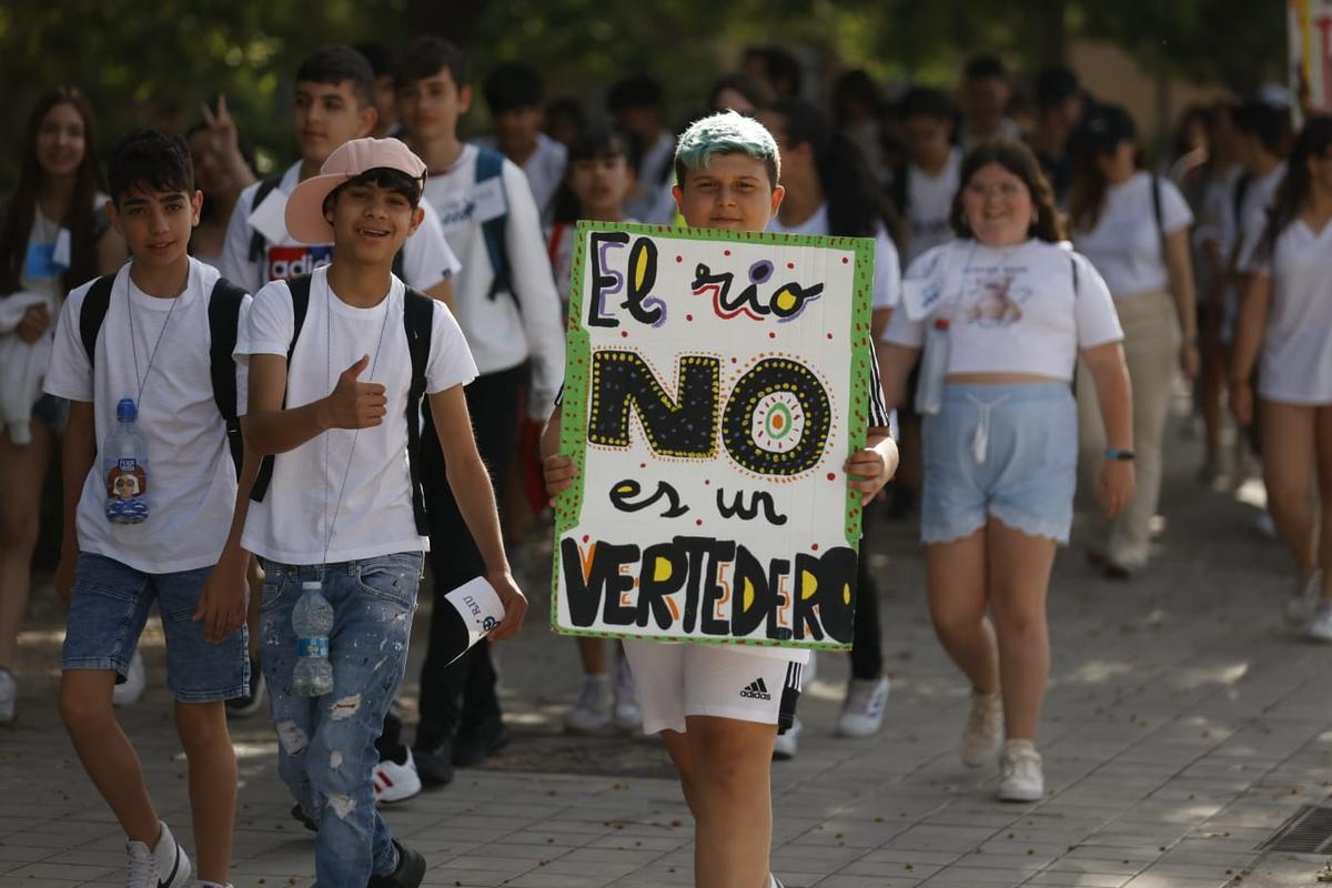 Natzaret pide la descontaminación del agua del viejo cauce del Turia