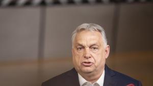 Rússia hi posa el coll per defensar el seu aliat Orbán davant les eleccions