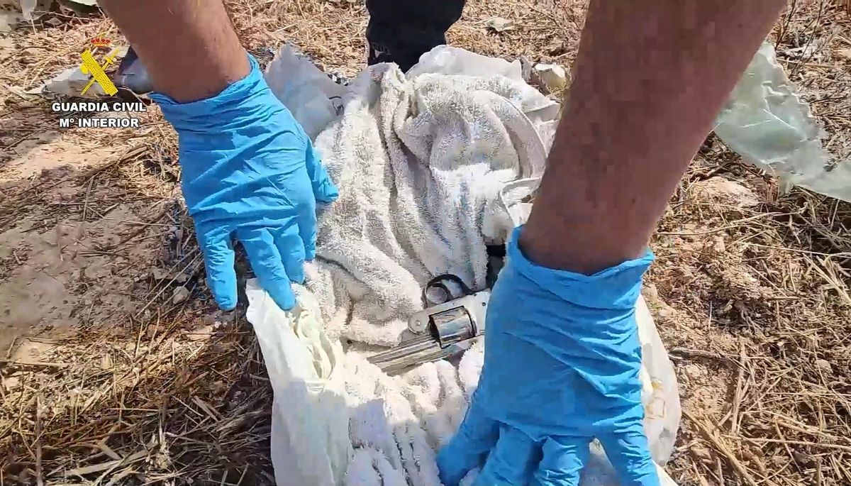 Arma hallada en un descampado