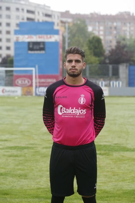 Presentación de la plantilla del Avilés