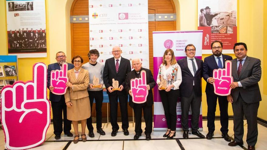 Cañizares defiende la enseñanza de otras religiones en la escuela