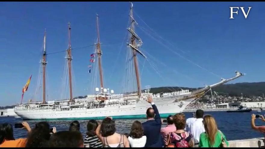 Así fue la llegada del "Juan Sebastián Elcano" a Marín