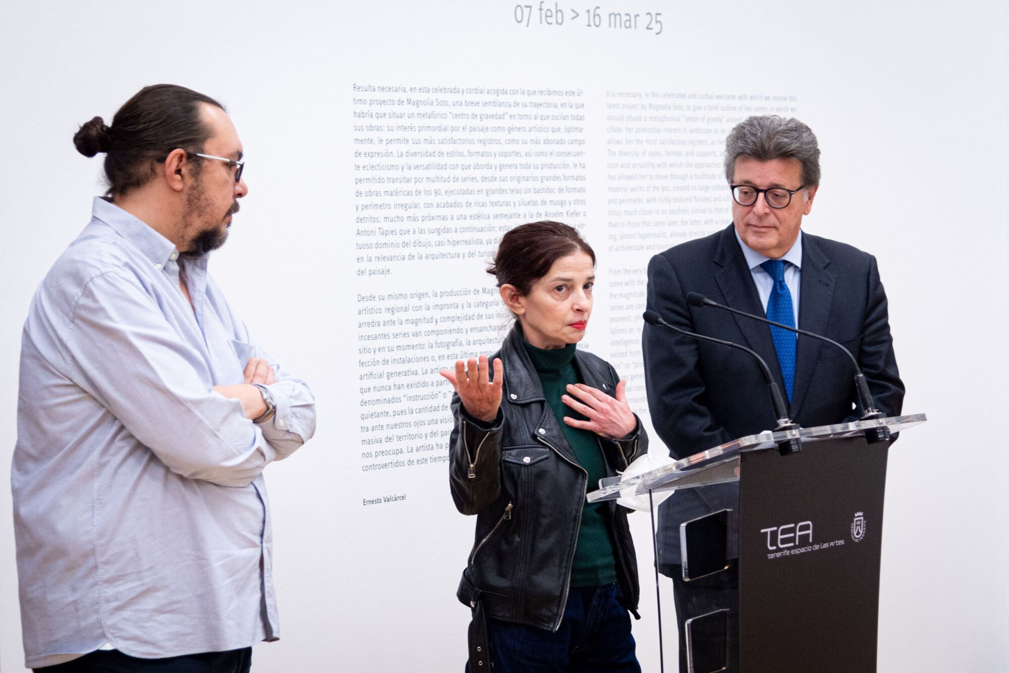 Exposición ‘Prompt: The tourist gaze’ en TEA