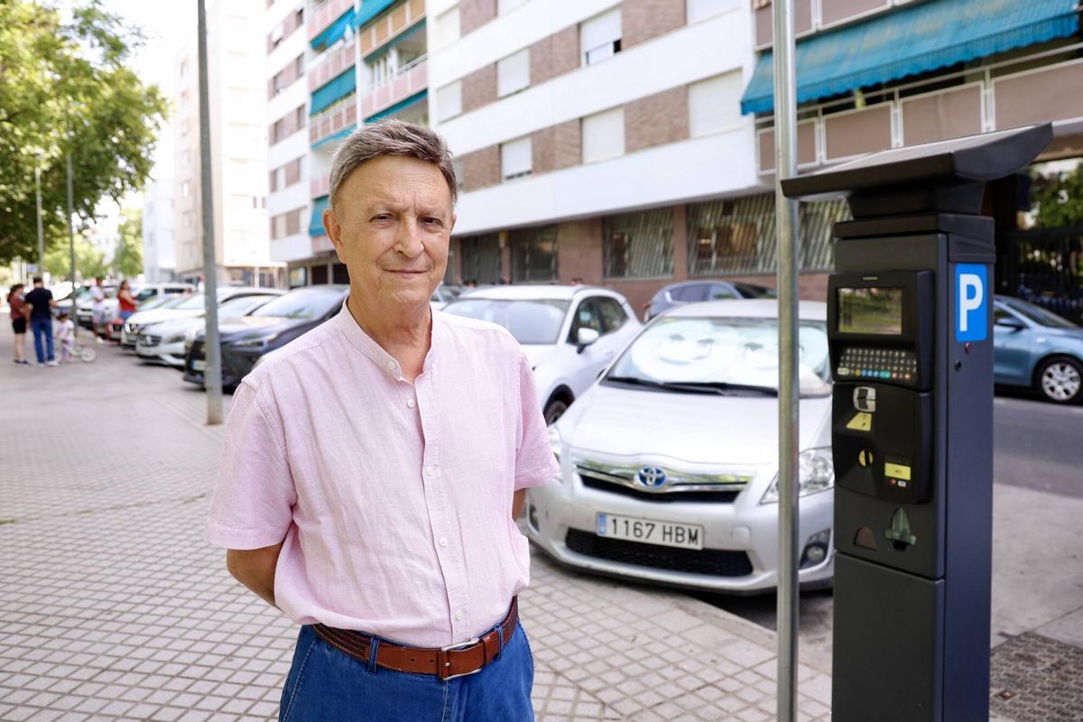 Córdoba. Vecinos de Vallellano. Futuro aparcamiento Puerta de Córdoba, tanto con plazas para residentes o rotación, teniendo en cuenta la escasez de cocheras en la zona. Zona azul