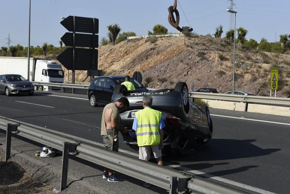 Cuatro heridos en un accidente en la A7