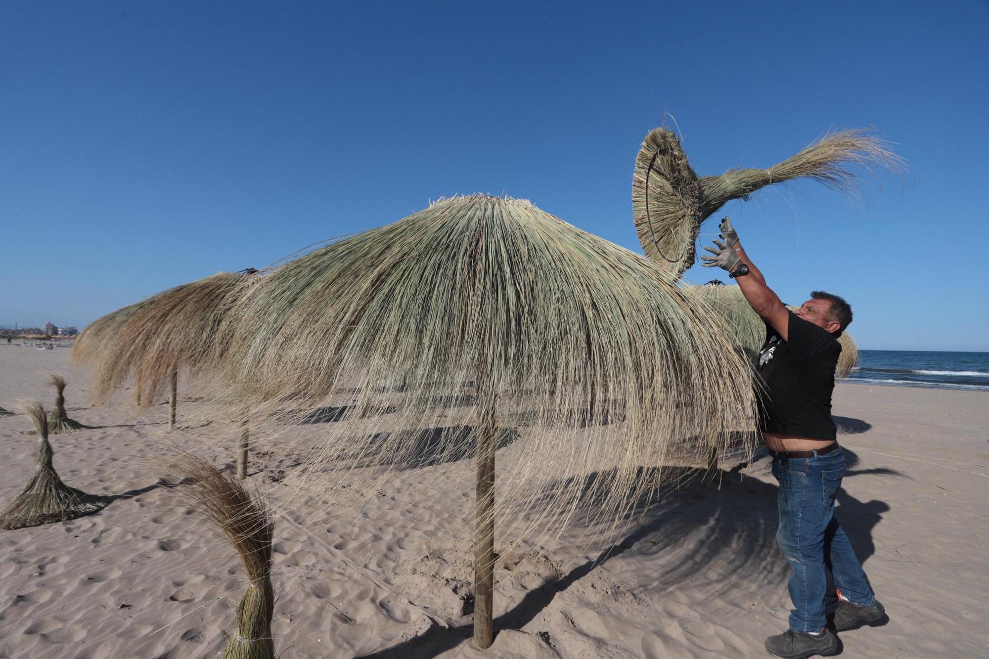 Todo listo para abrir los chiringuitos de la Patacona