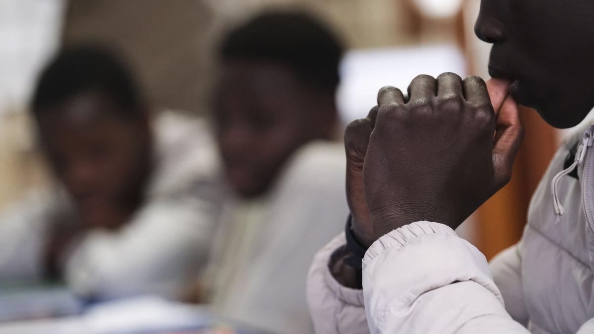 El Gobierno alargará la regularización hasta octubre para los migrantes con problemas para acreditar los antecedentes penales