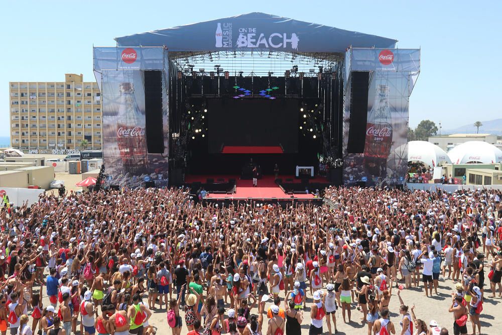 La playa de Sacaba es el escenario de más de doce horas de música en directo con la presencia de Efecto Pasillo, Gemeliers, Piso 21, la malagueña Ana Mena, Atacados, Critika y Saik, Carlos Marco...