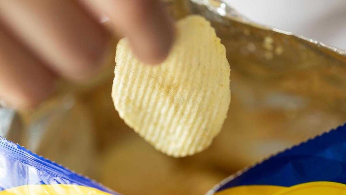 Por qué han retirado estas bolsas de patatas fritas de los supermercados