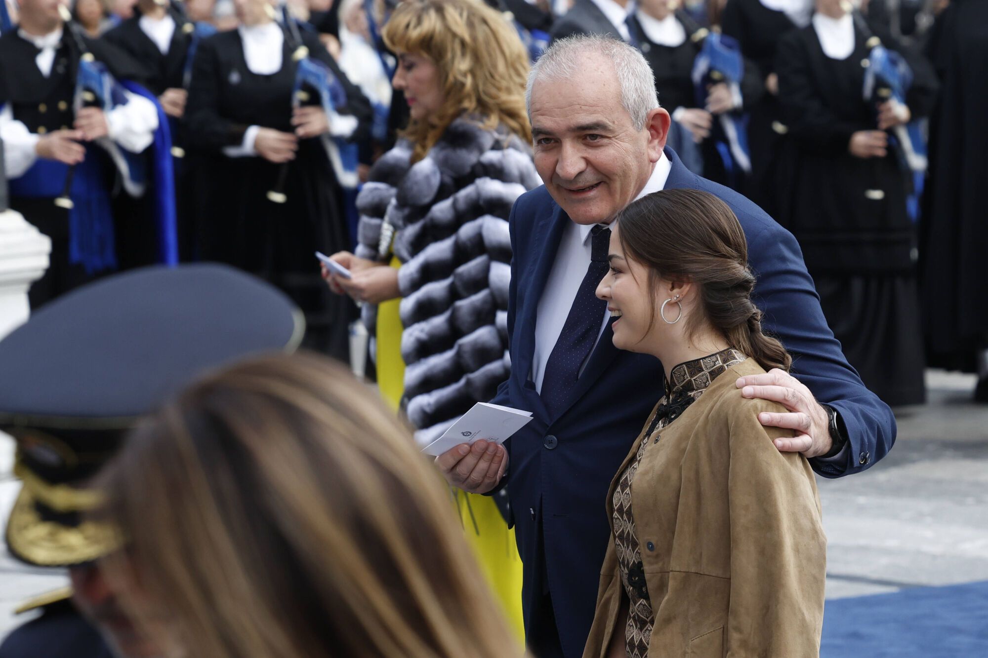  Así fue la llegada de los invitados a los premios "Princesa de Asturias" y su paso por la alfombra azul