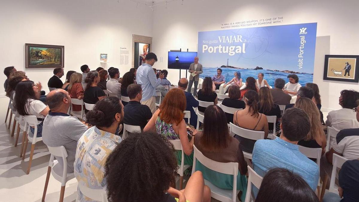 Vista general del encuentro "Nos gusta VIAJAR a... Portugal" celebrado en el Moco Museum Barcelona.