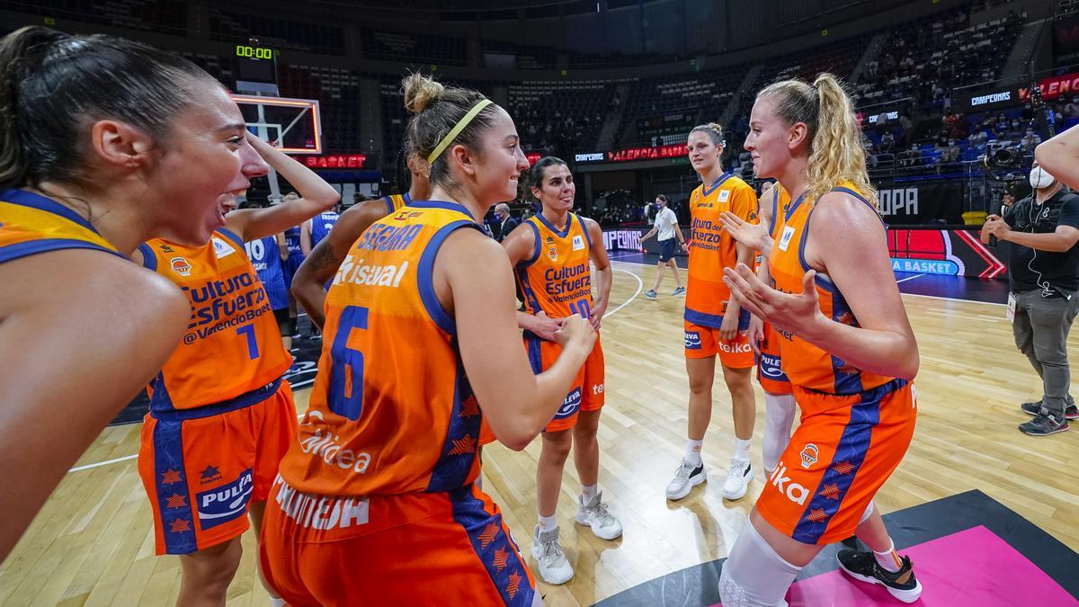 Tras ganar la Supercopa, al Valencia Basket le toca cambiar ya el chip.