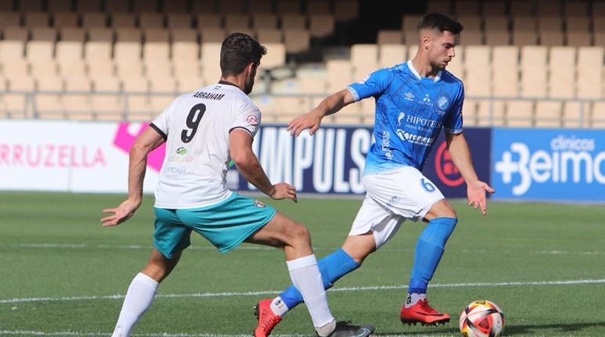 Lance del encuentro entre el Xerez DFC y el CD Pozoblanco en Chapín.