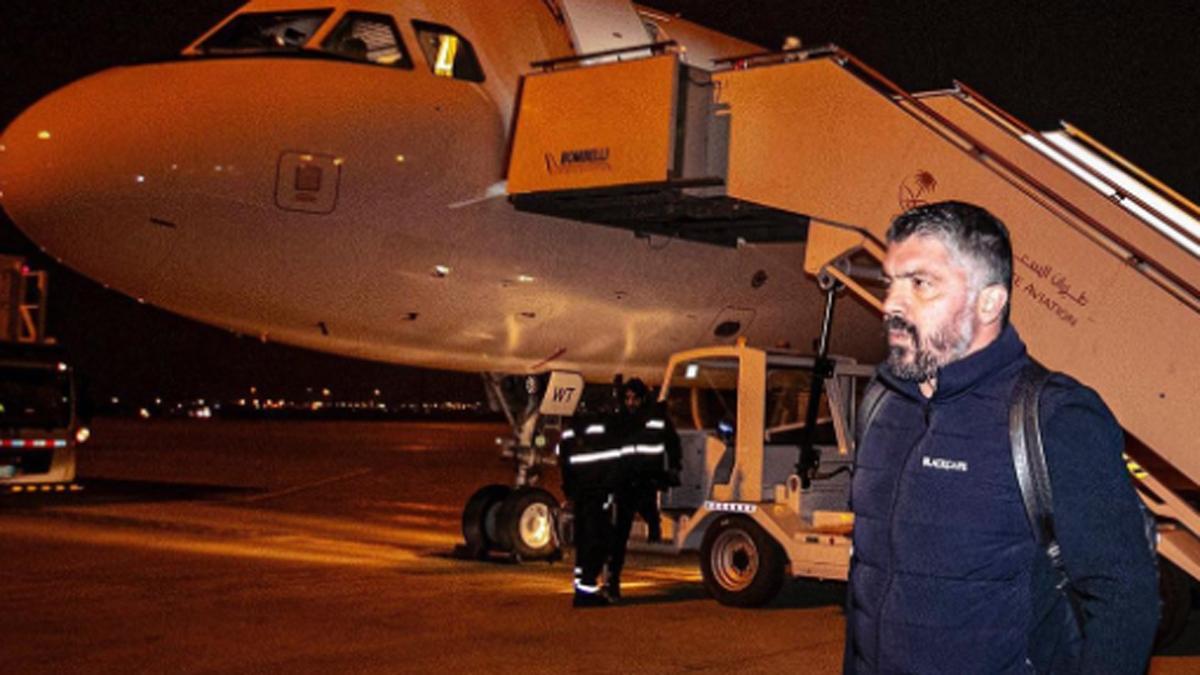 Gattuso, tras bajar del avión en Riad