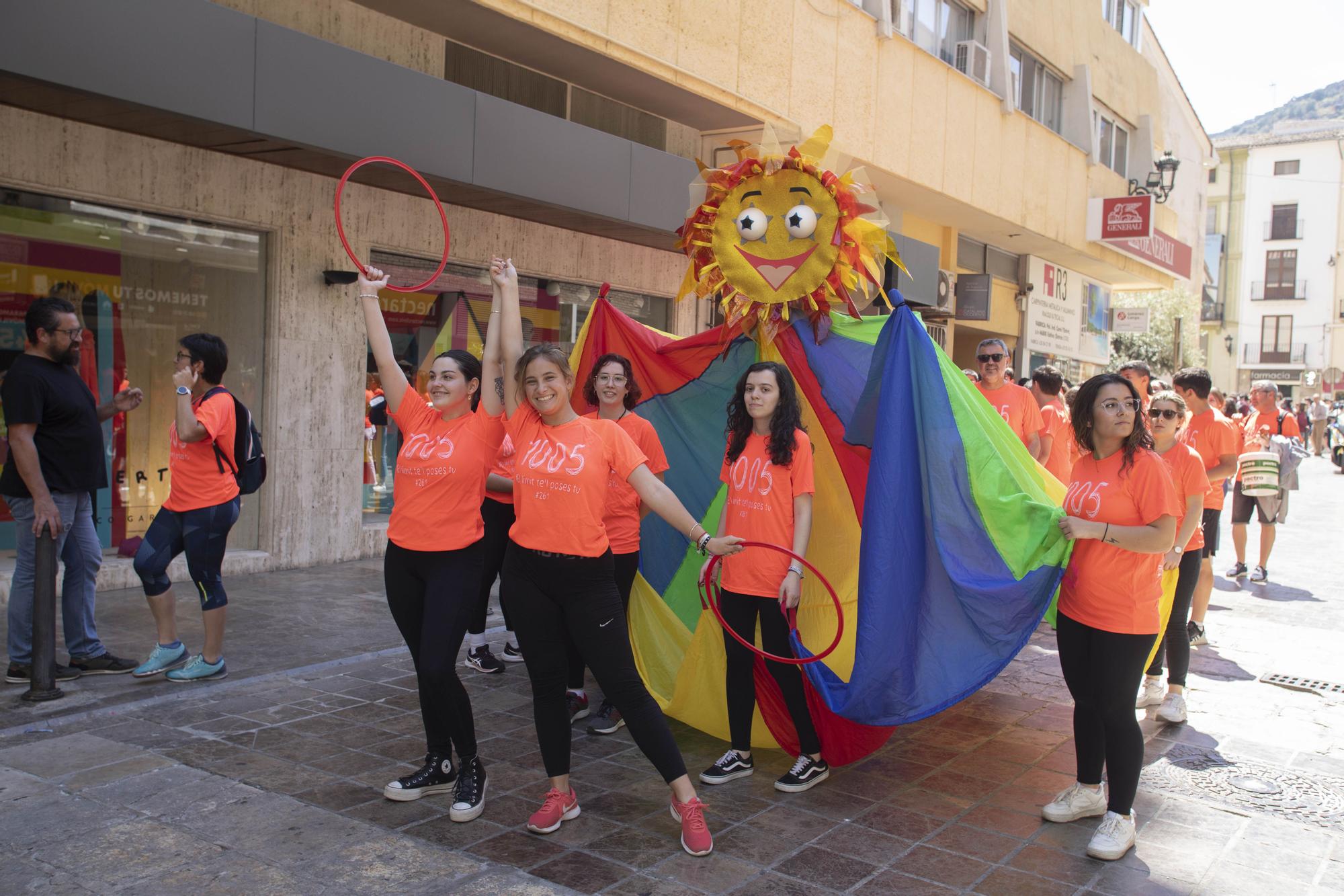 Más de 1.200 personas participan en la XV edición de la carrera de Aspromivise