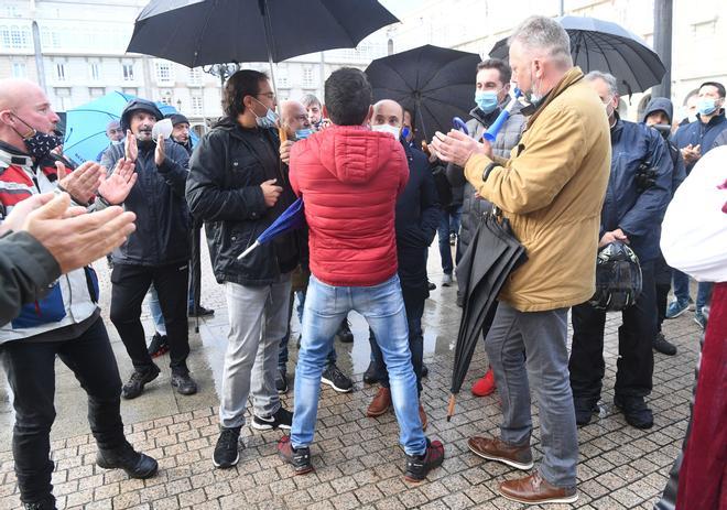 Policías increpan a Lage antes del pleno sobre seguridad ciudadana