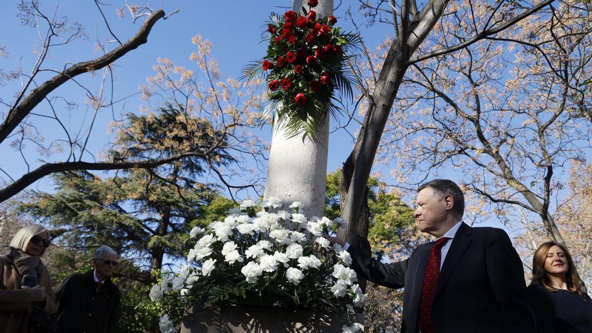 Así ha sido el homenajean a Manuel Broseta en el 34 aniversario de su asesinato