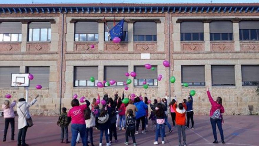 El colegio de Fermoselle conmemora su centenario