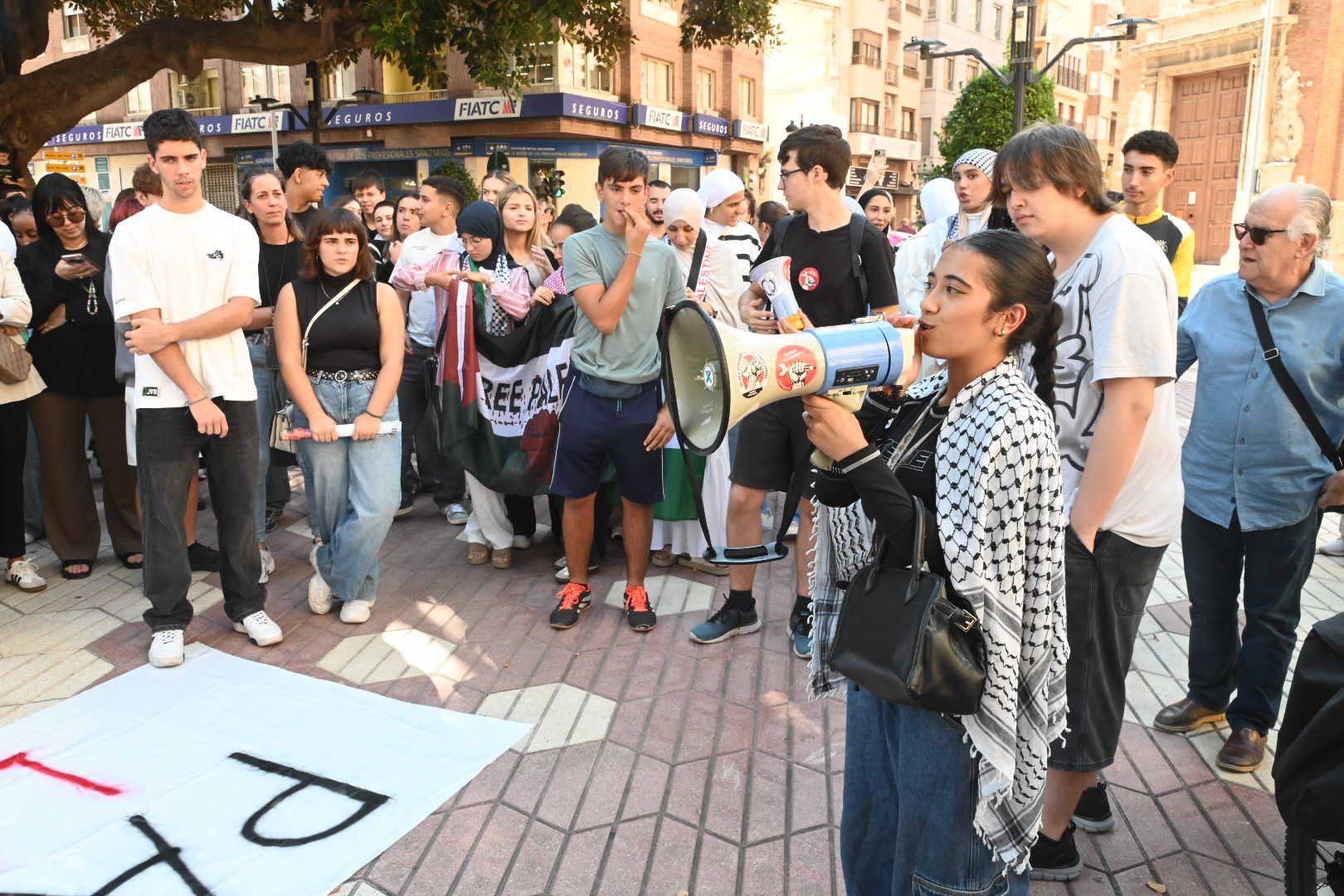 Galería de imágenes: Estudiantes de Castellón en protesta por Palestina