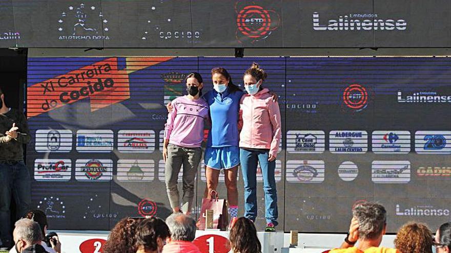 Podio femenino absoluto de los 5K. |   // BERNABÉ/ANA AGRA