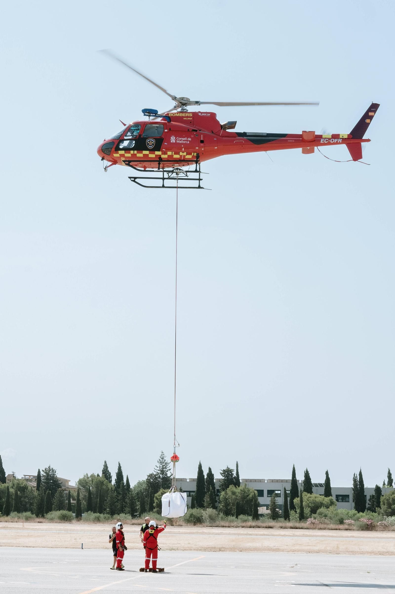 Bomberos de Mallorca cuenta con un nuevo helicóptero para reforzar la actuación en rescates, emergencias e incendios