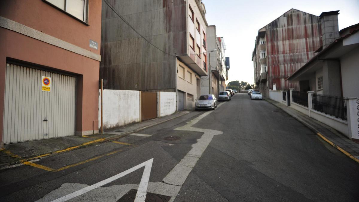 La calle Cantabria, en el barrio de O Sineiro, ayer.
