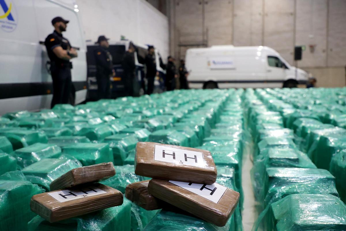 Pesquisas de la Vigilancia Aduanera han estado en el origen de grandes golpes policiales al narcotráfico, como la incautación en Algeciras, el 8 d enoviembre, de 13 toneladas de cocaína.