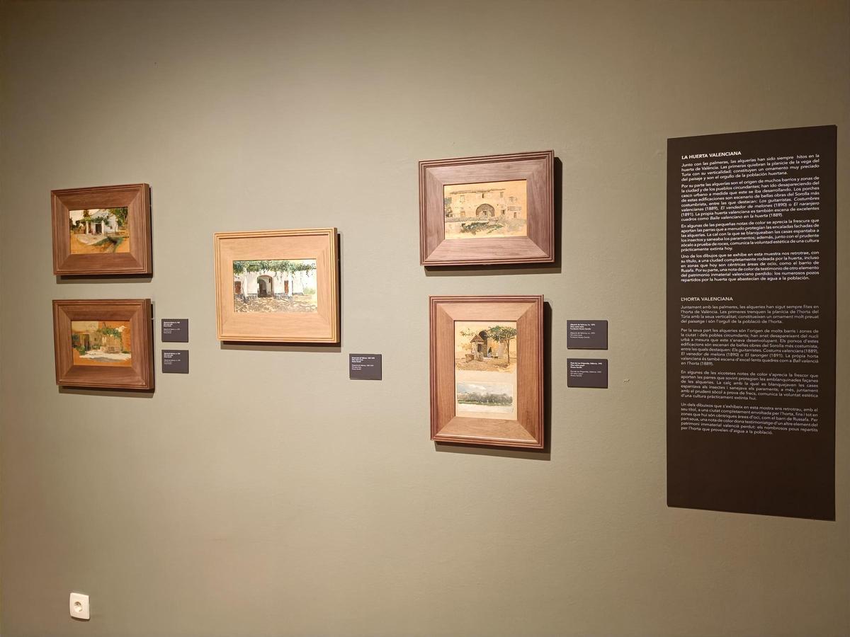 En la exposición abundan las pinturas de pequeño formato