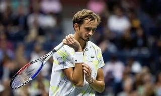 Wimbledon expulsará a los tenistas rusos y bielorrusos