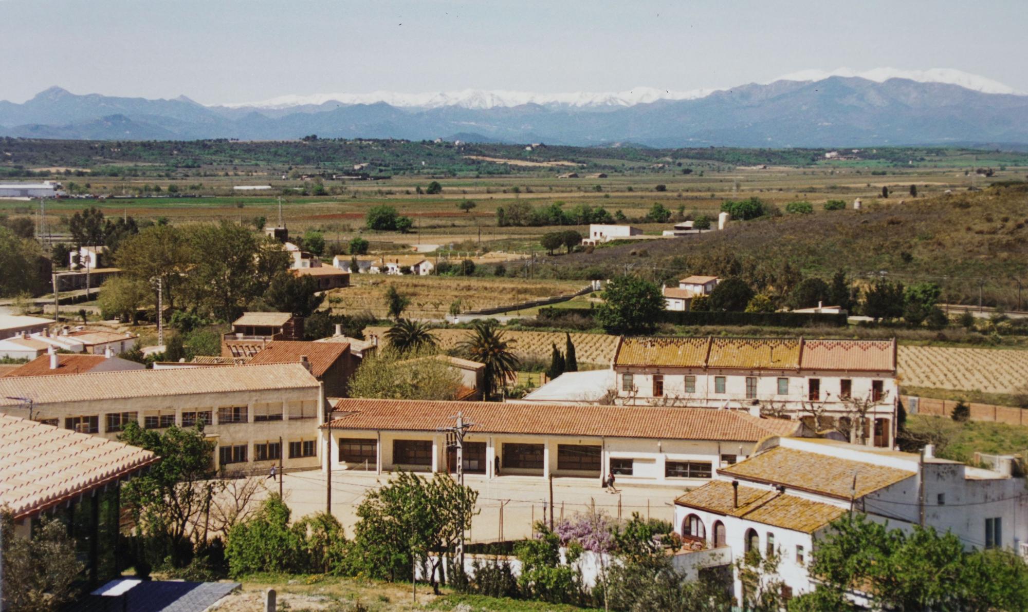 L'escola Santiago Ratés es troba al cor de Vilajuïga